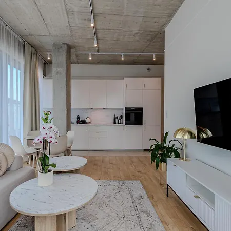 River Premium B Apartment